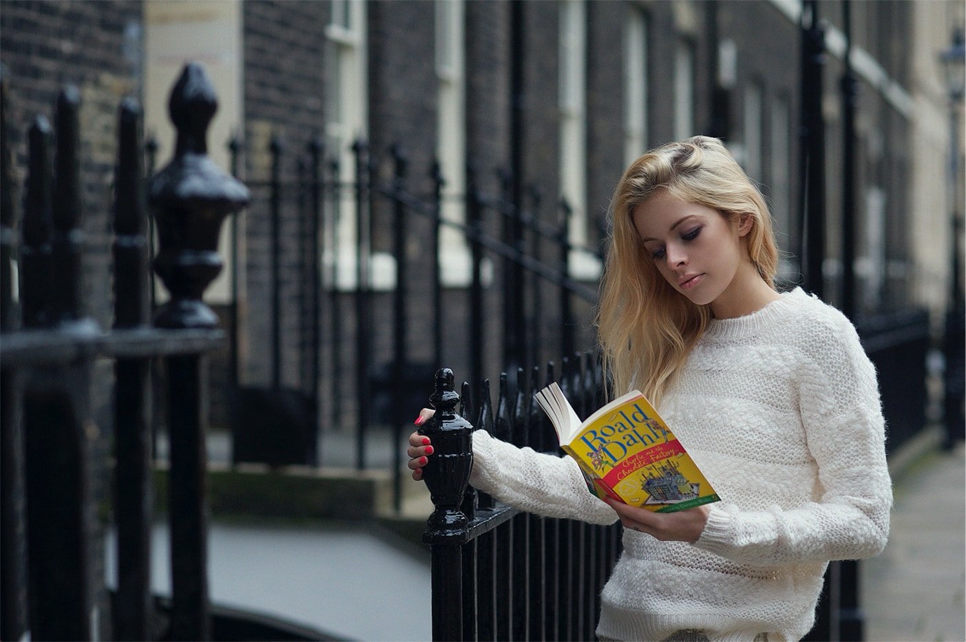 Three Simple Hacks to Read 10X Faster and Retain It