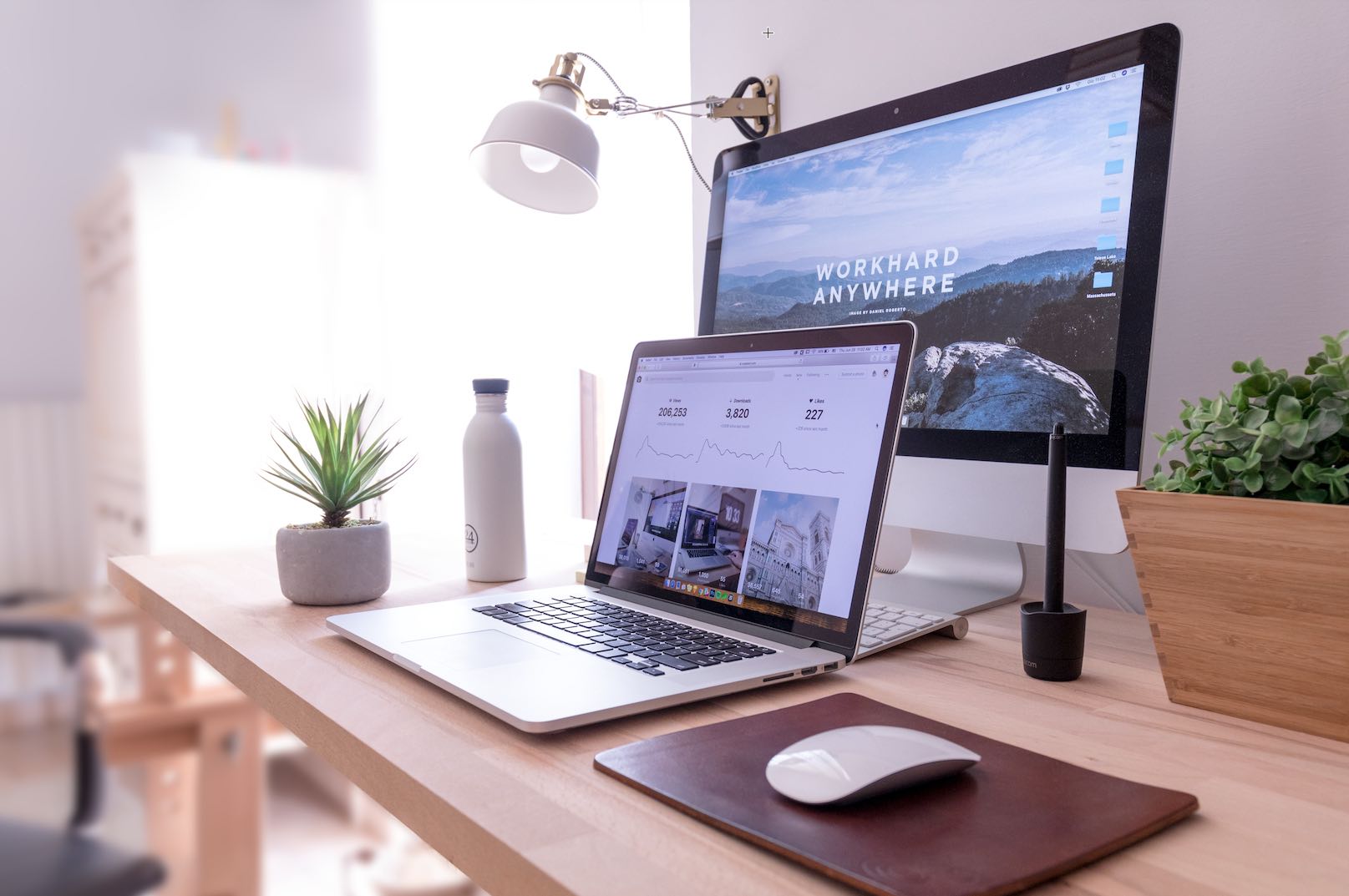 6 Simple Ways to Maximize Your Workspace And Productivity