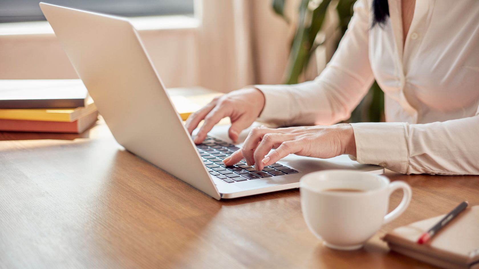 LA Startups - 20 Best AI Writing Tools And Text Generators