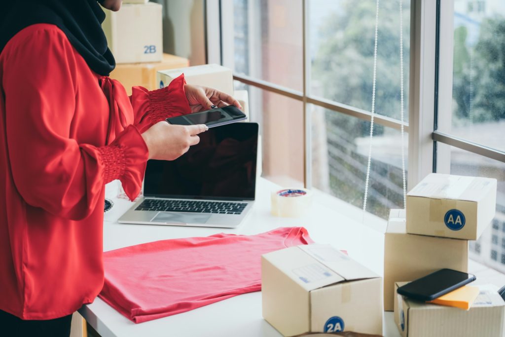 Essential Steps to Start an E-Commerce Business Successfully